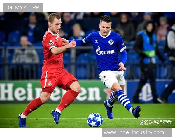 沙尔克04客场战平汉诺威96，不败之势续写传奇